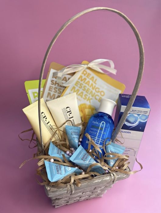 Корзины с косметикой