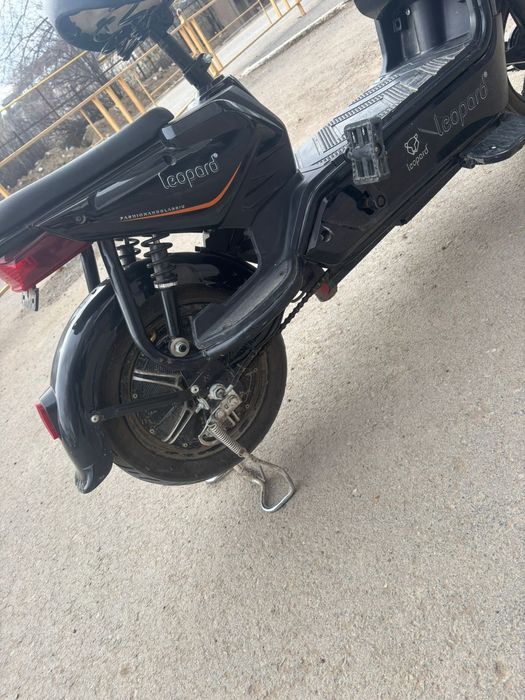 Электро скутер Leopard PRO