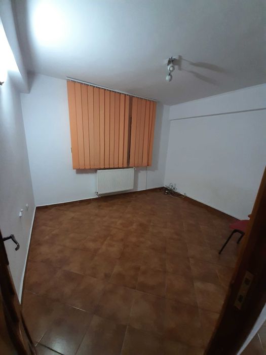 Spatiu ultracentral ptr birou/cabinet/salon/atelier