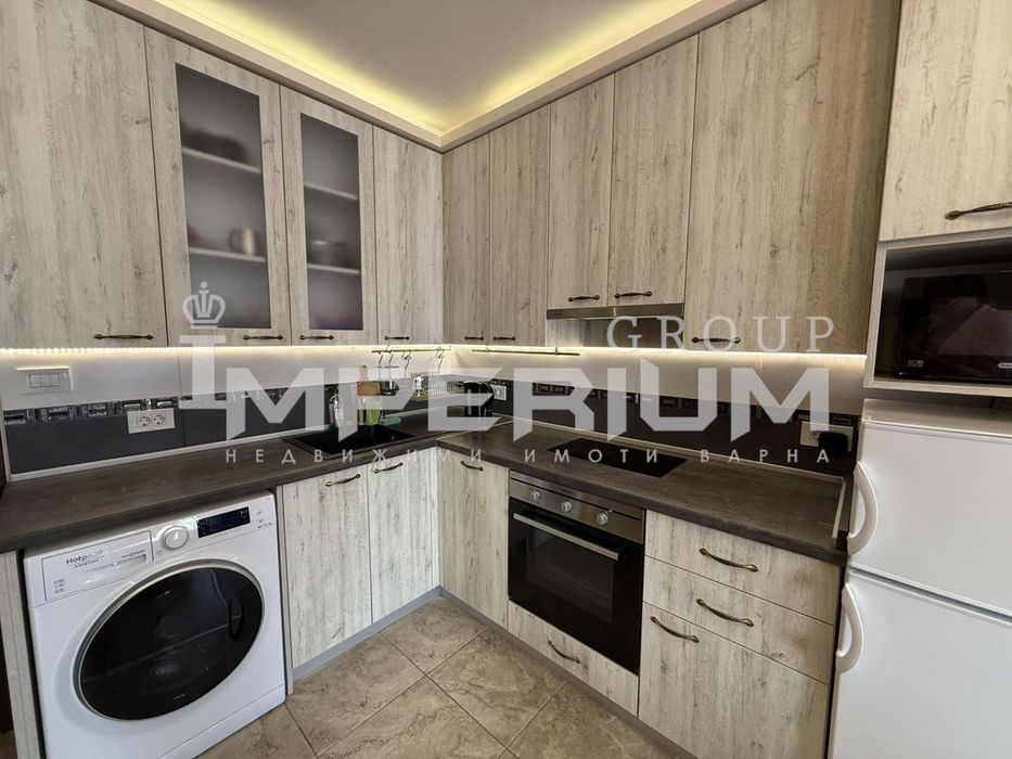 Дава се под наем Двустаен апартамент в Варна, Център - 50 кв.м за 718.08 € - Снимка #4