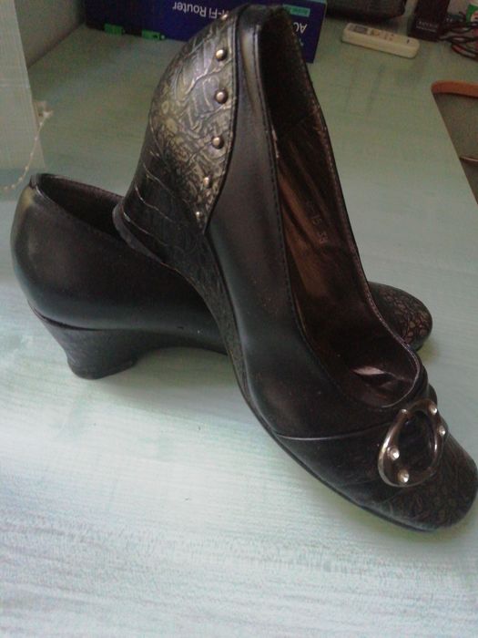 Дамски обувки черни