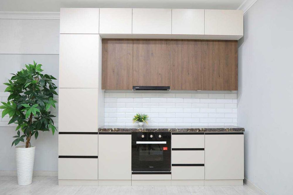 Кухонный гарнитур со склада