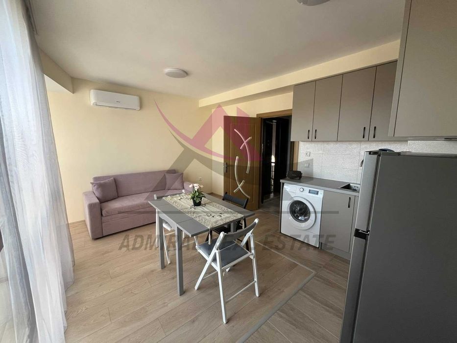 Дава се под наем Двустаен апартамент в Варна, Колхозен пазар - 45 кв.м за 400 € - Снимка #1