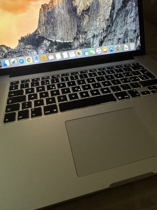Продавам MacBook Pro 1TB