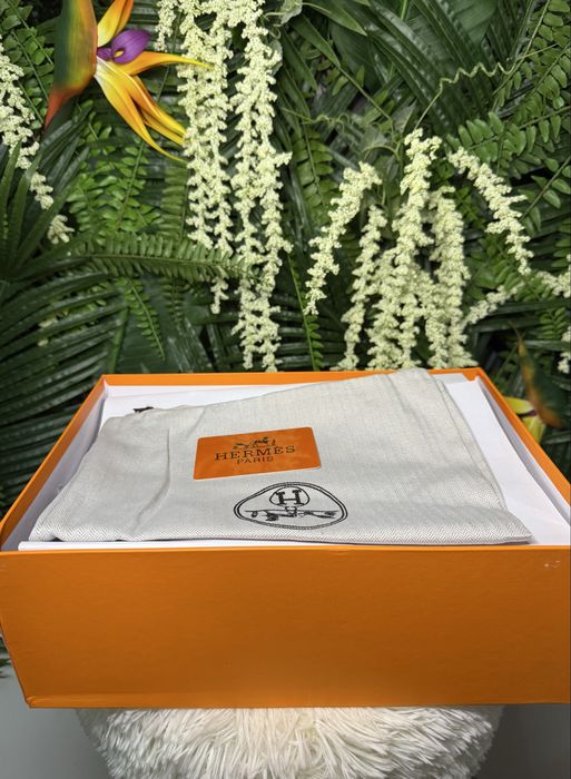 Hermes Trainer Bouncer White