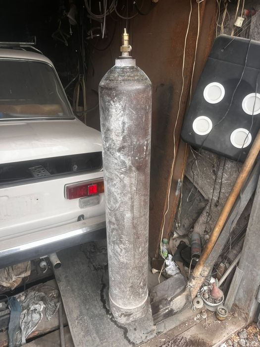Продам кислородный балон