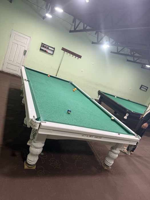 Bilyard sotiladi 1400$ kelishiladi