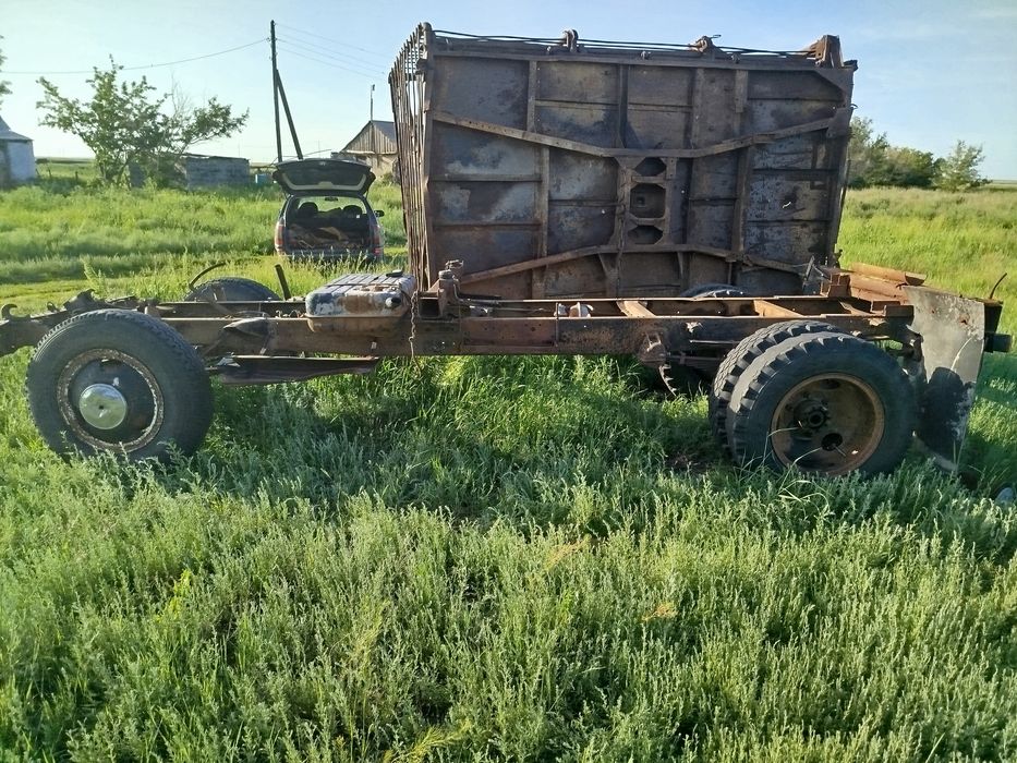 Продам касету под сено газ 53