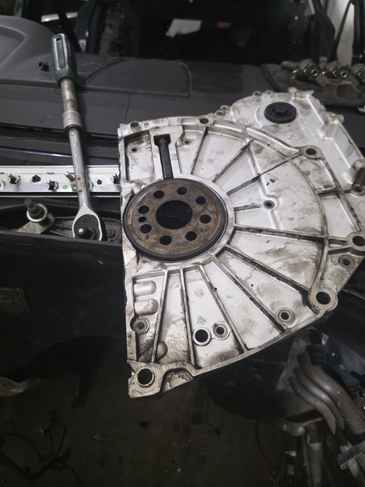 Ангренажен капак за двигател на BMW N47  2.0дизел 2012 година