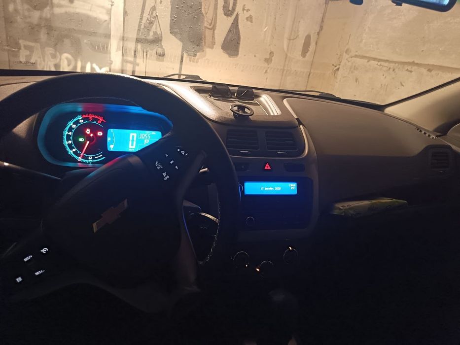 Коболт сотилади турган машина ко́п хайдалмаган гениралка берилади.