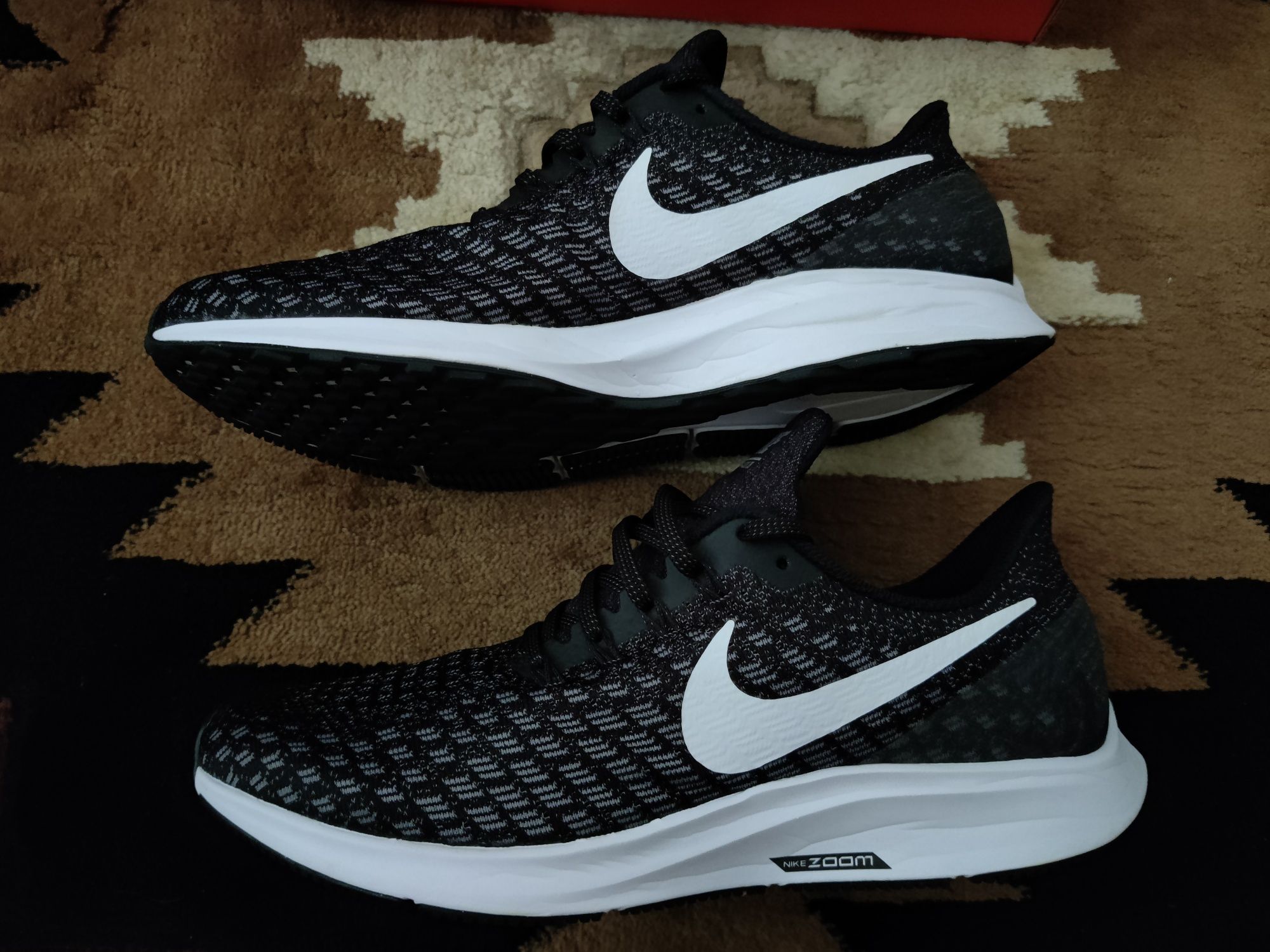 Nike 200m hot sale pegasus 35