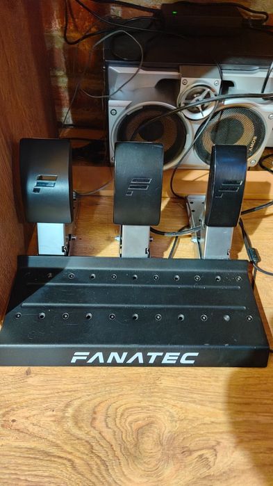 Kit volan Fanatec CSL DD+pedale Fanatec+schimbător Thrustmaster  TH8A