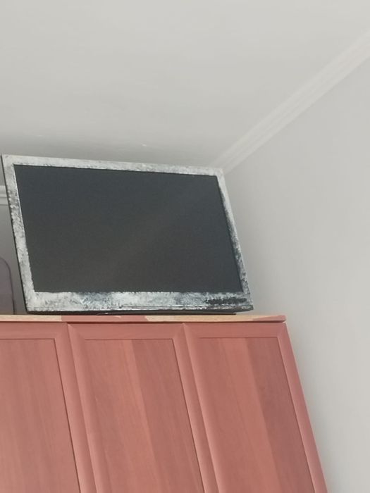 Продам телевизор, тумбу и сундук