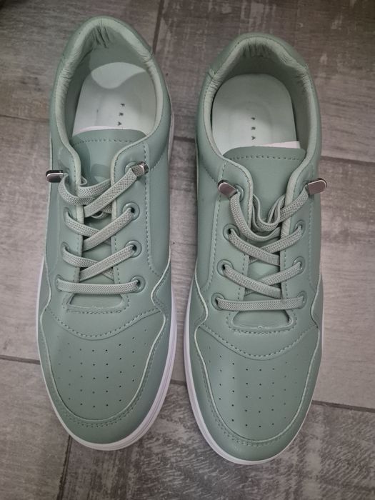 Кеды повседневные новые