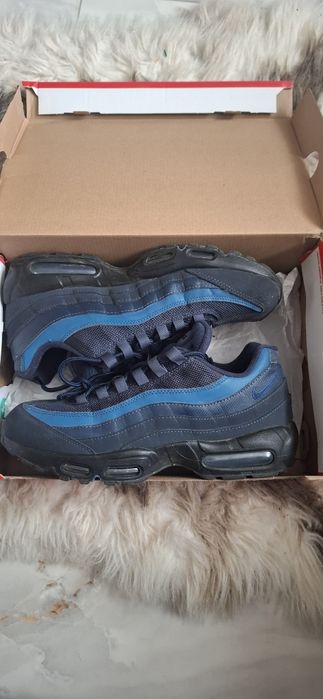 Adidasi nike air max 95