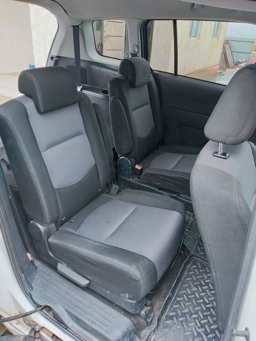 Продается Мазда 5