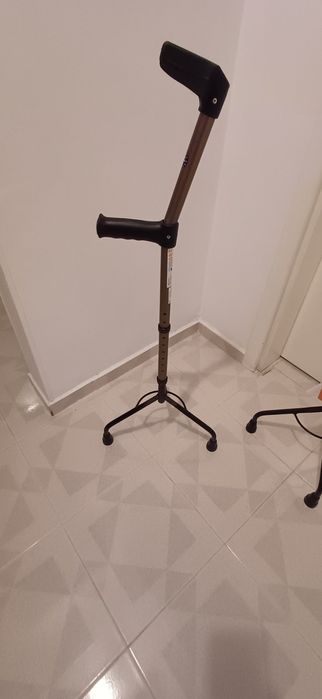 Патерица канадка триопорна