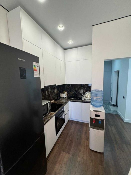 Продам квартиру  (Евродвушка)