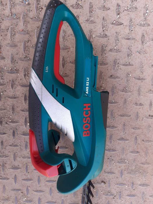 Foarfeca Tuns Gard Viu Bosch EasyHedgeCut 18v Doar Corp