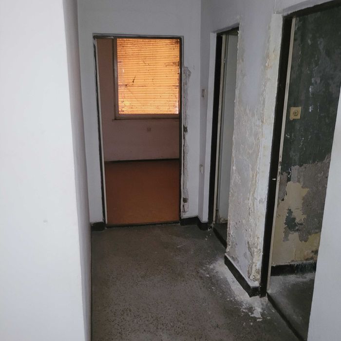 Продава се Тристаен апартамент в Лом - 78 кв.м за 523 €/кв.м - Снимка #10