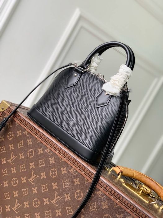 Geanta Louis Vuitton Alma BB Epi