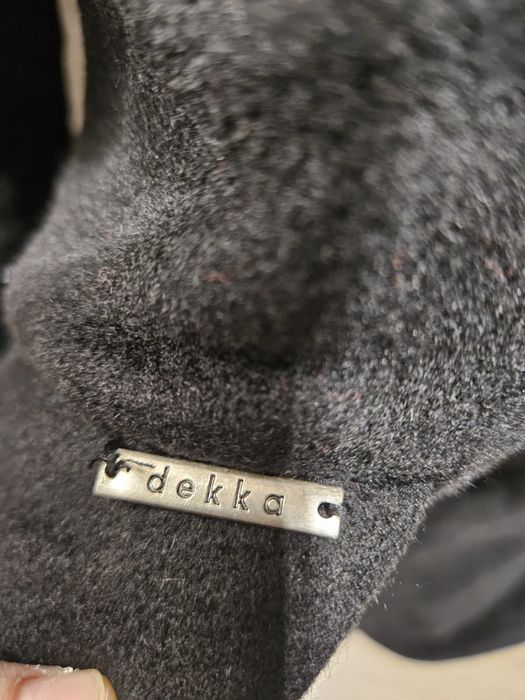 Черно палто дека