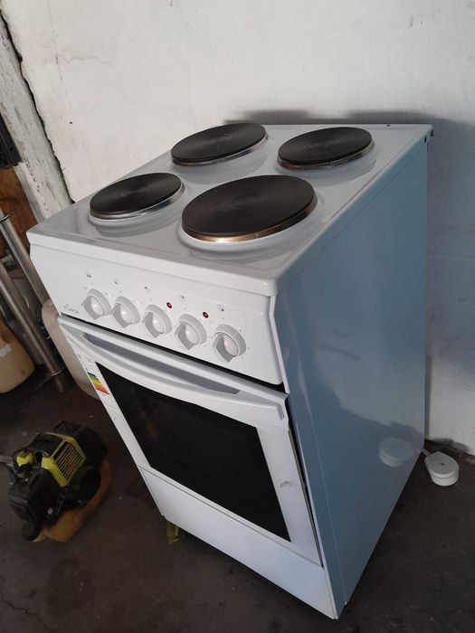 Электрическая плита