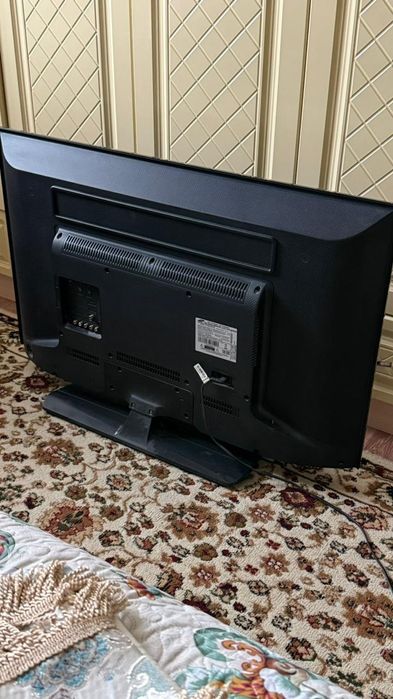 Продам телевизор