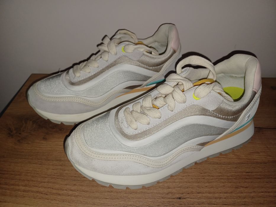 Дамски кецове Gioseppo