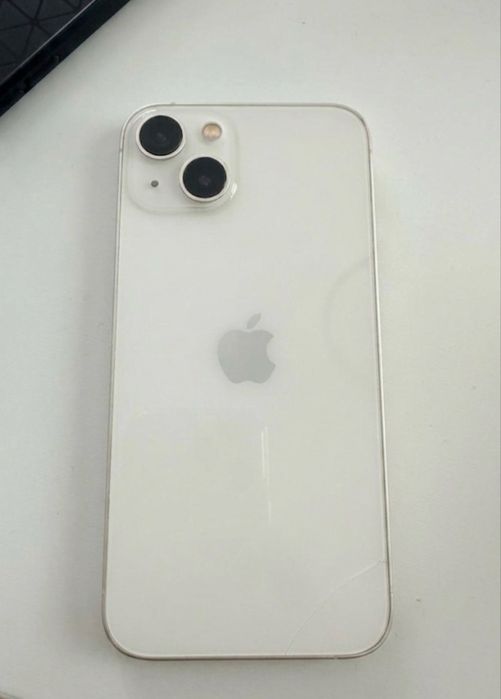 Vand iphone 13 liber de retea