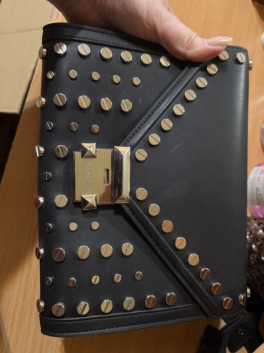 Продам сумку Michael Kors