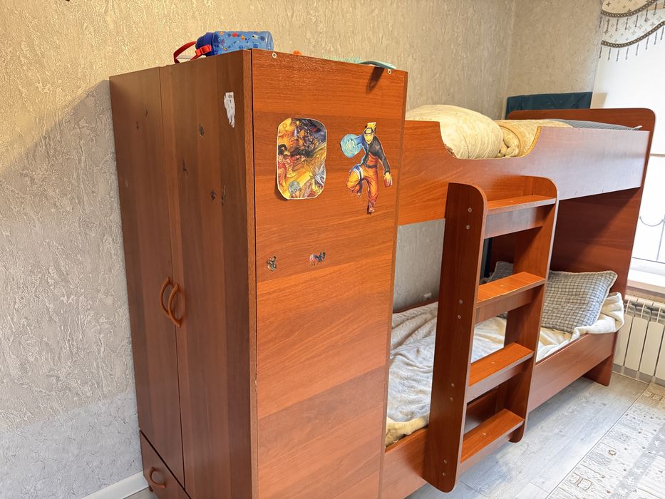 Двухярустный кровать для детей
