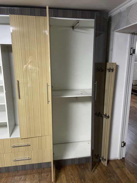 Шкаф для одежды!