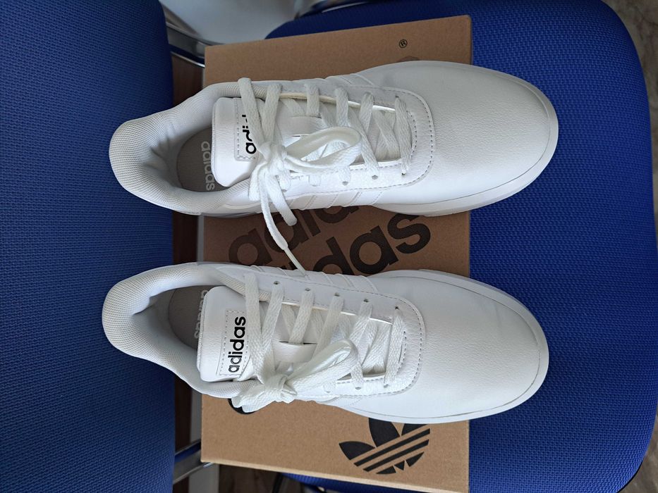 Оригинални маратонки Adidas