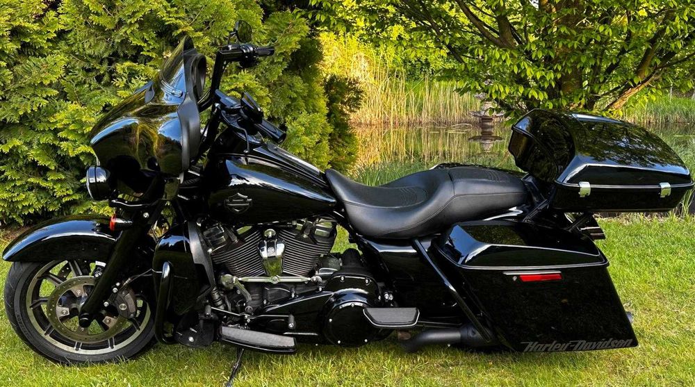 Harley Davidson Street Glide Ultra