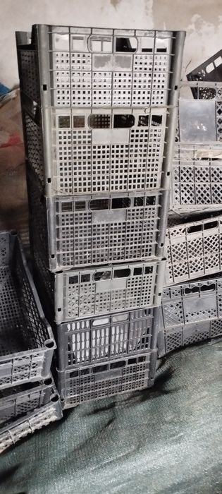 Yashiklar bor sotiladigan