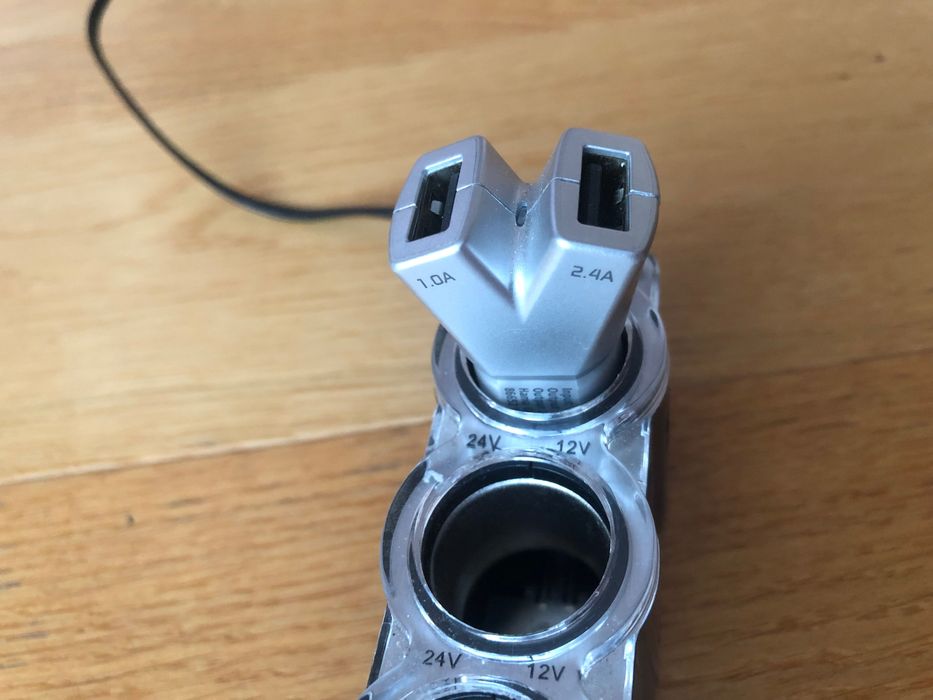 Incarcator auto dublu Hama, USB