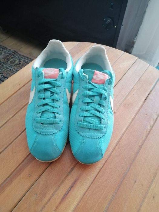 "Nike" - маратонки 38 номер