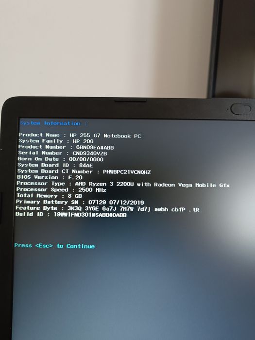Laptop HP AMD Ryzen 3 + accesorii