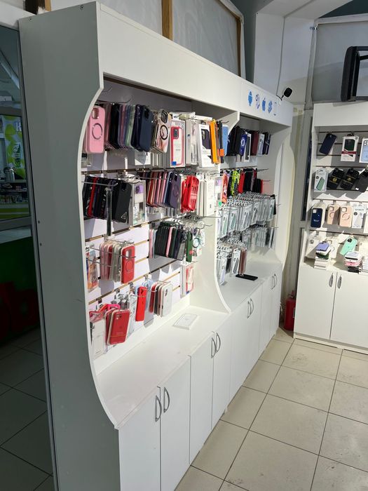 Продам витринный шкаф