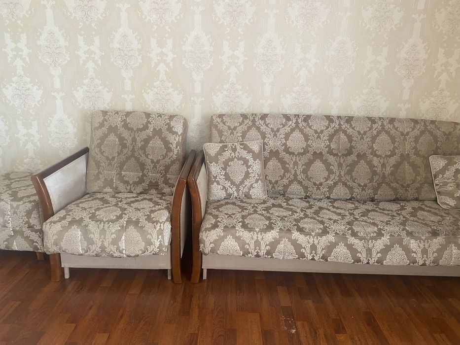 Продам диван кресло пуфик