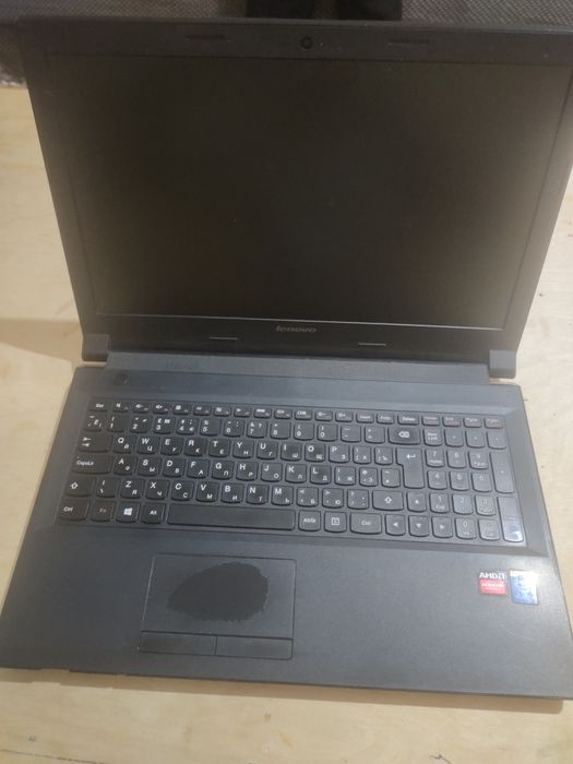 Lenovo core i3 Zaryad ushlamaydi