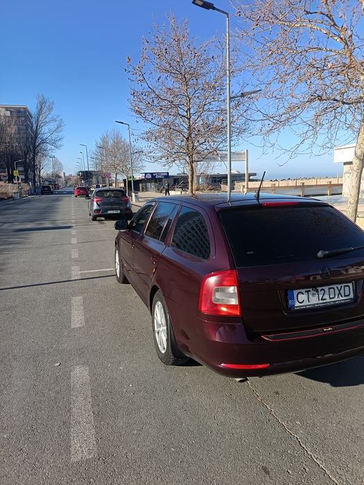 Vând Skoda Octavia