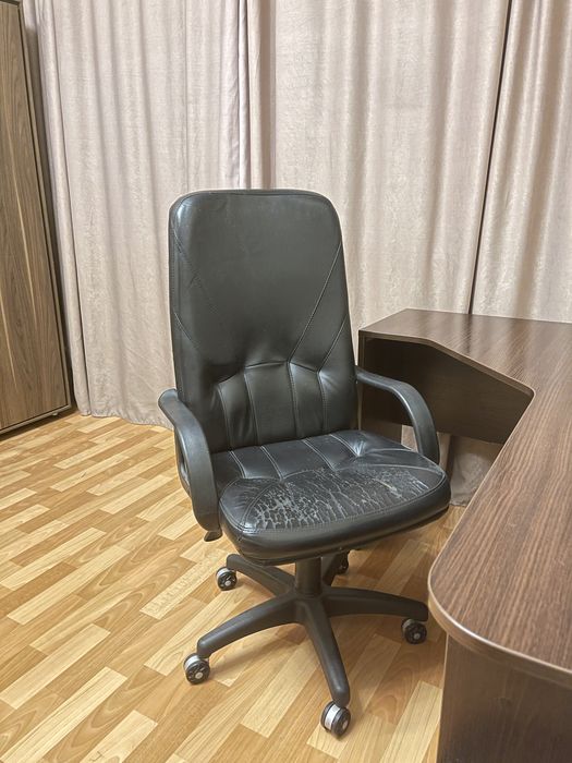 Компьютерное кресло