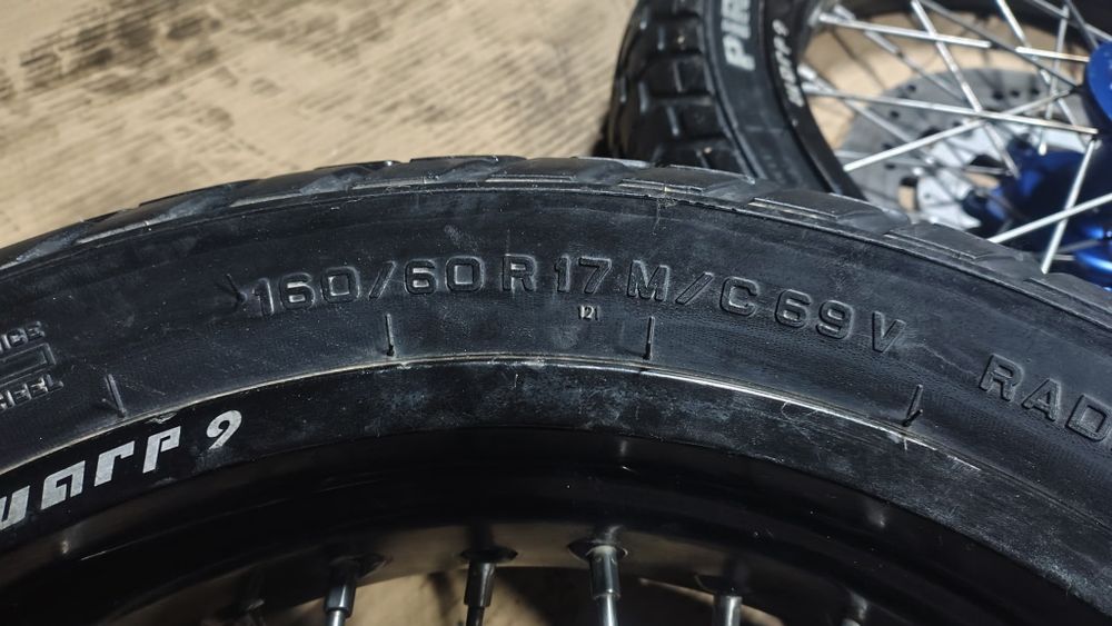 Мотарды на Эндуро, warp9, pirelli, 17 диаметр