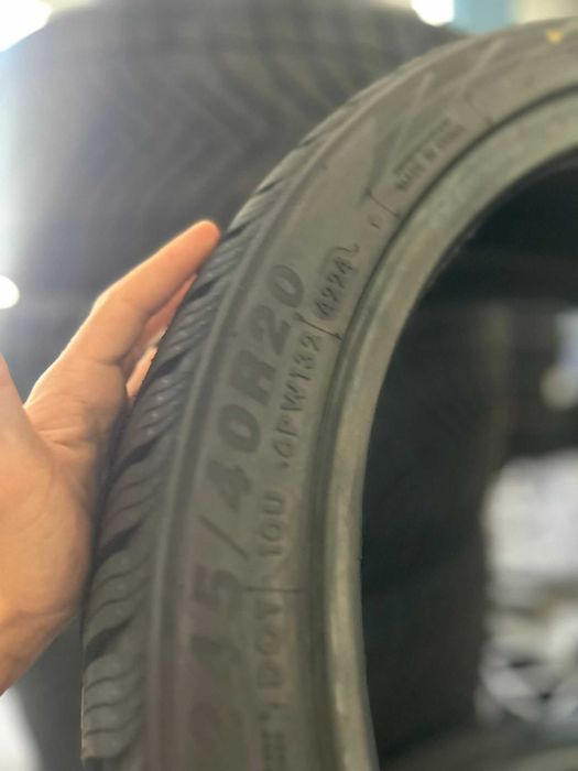 245 40 20 Anvelope Noi Allseason  Gripmax Suregrip 275 35 20