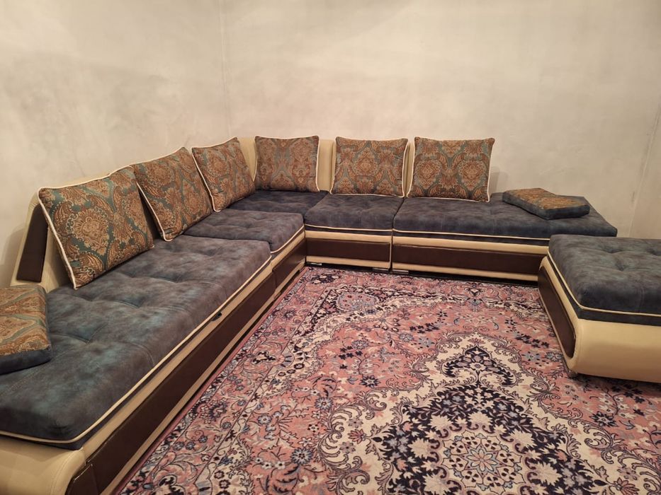 Продаётся угловой диван