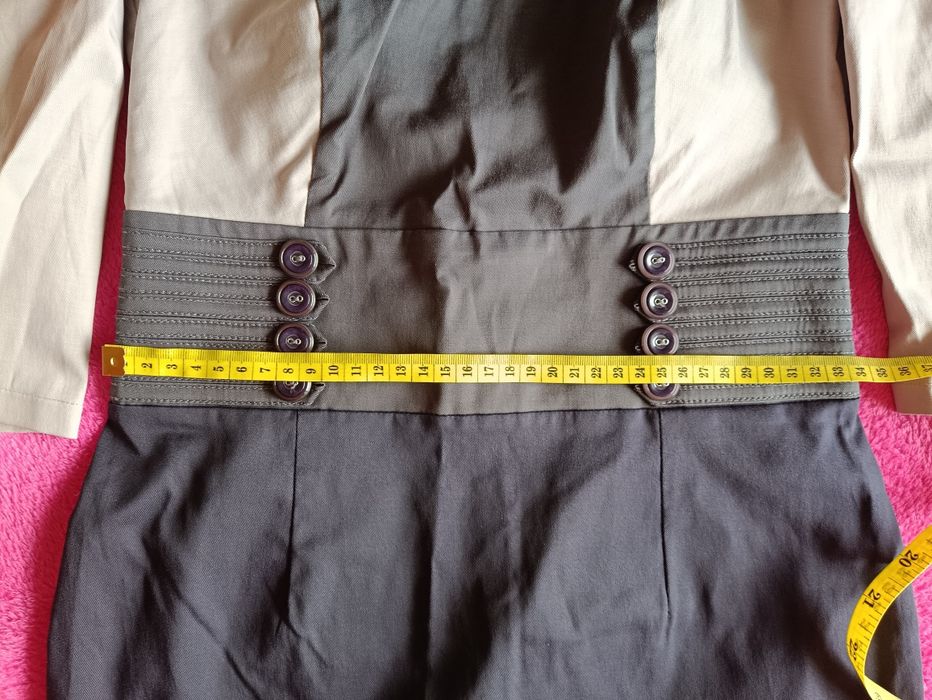 Елегантна дамска рокля