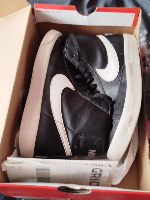 Adidași Nike blazer mid 77 mărime 39