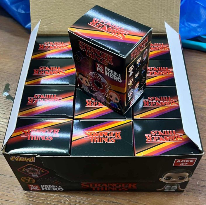 Брелок «Очень странные дела»